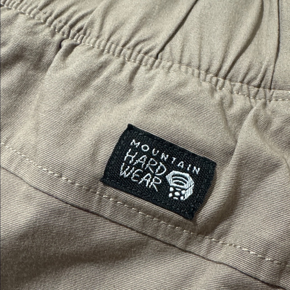 Mountain Hardwear Cascade Pass Women’s Cargo Shorts – Stretch Hiking Short - Picture 7 of 7